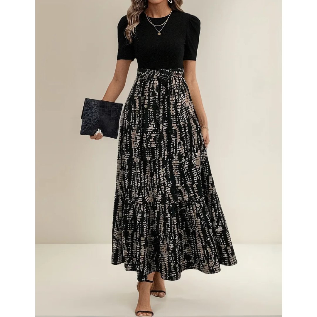 Vestido Longo Estampado Com Manga Curta E Decote Redondo