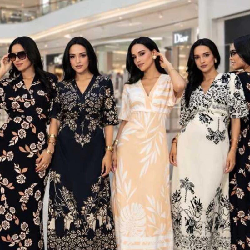 Vestido longo com manga morcego estampado gola em v