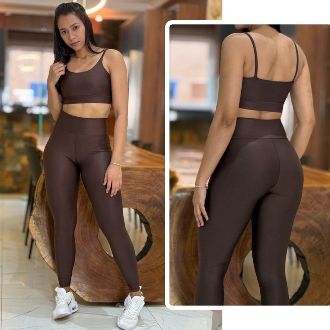 Conjunto Feminino de Academia Calça Legging + Top com Alta Compressão e Zero Transparência Conjunto Feminino de Academia Calça Legging + Top com Alta Compressão e Zero Transparência