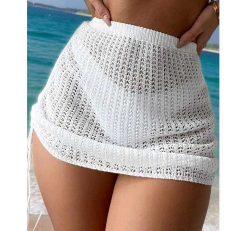 Saida de Praia Saia Curta Tricot Crochê com Cordões Laterais para ajuste Moda Praia E Piscina